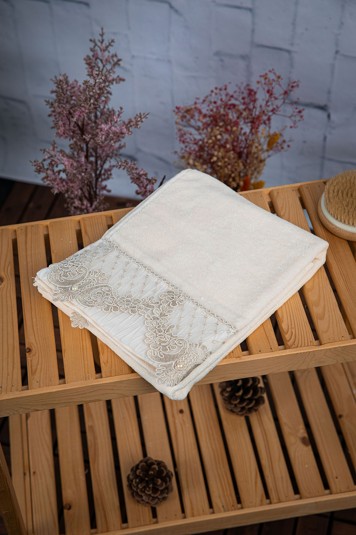 %100 Pamuk İnci Güpürlü Çeyizlik Havlu 50x90 - Krem %100 Pamuk İnci Güpürlü Çeyizlik Havlu 50x90 - Krem