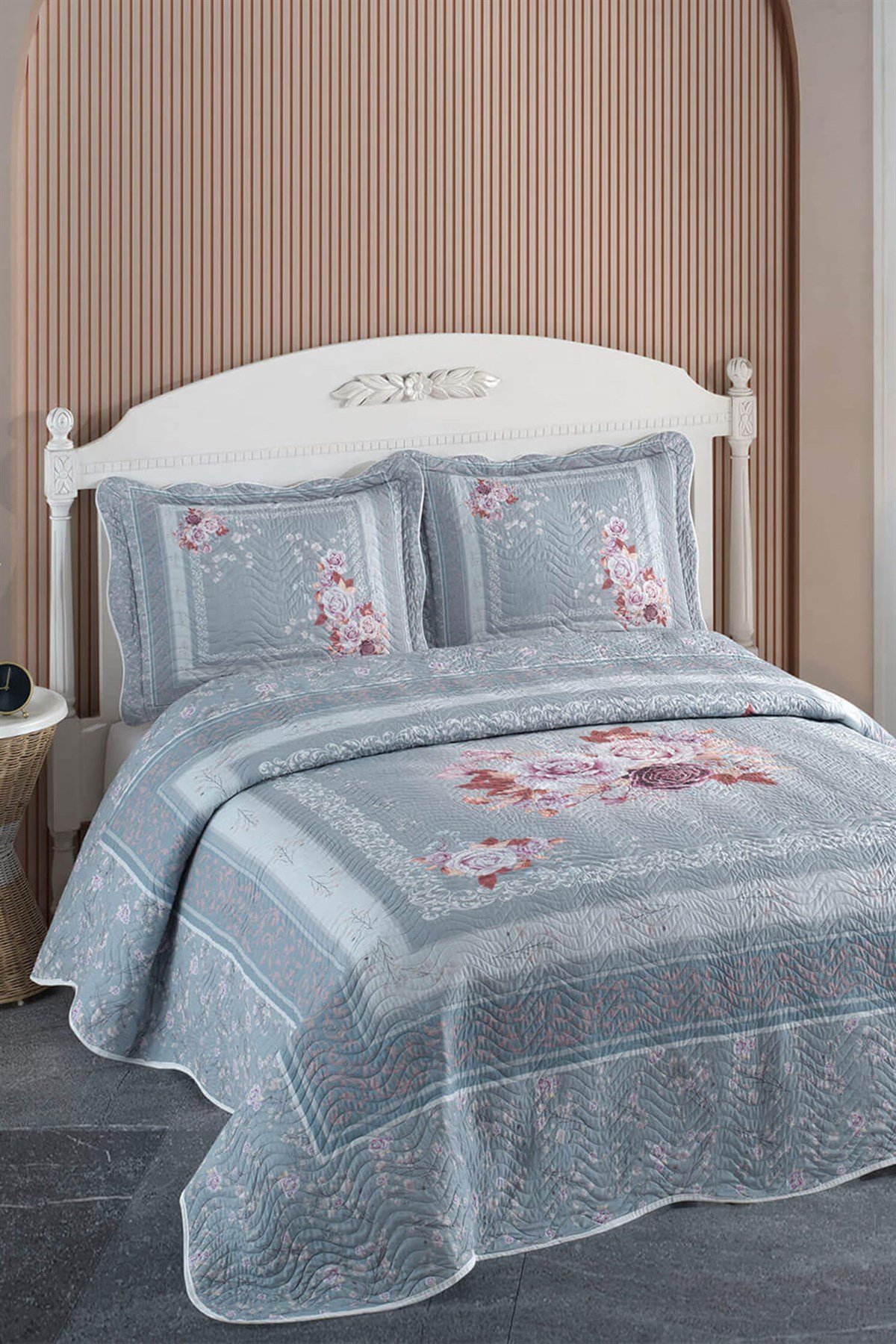 Örtüm Rosabel Çift Kişilik Kapitone Yatak Örtüsü Takımı - Mavi Örtüm Rosabel Çift Kişilik Kapitone Yatak Örtüsü Takımı - Mavi