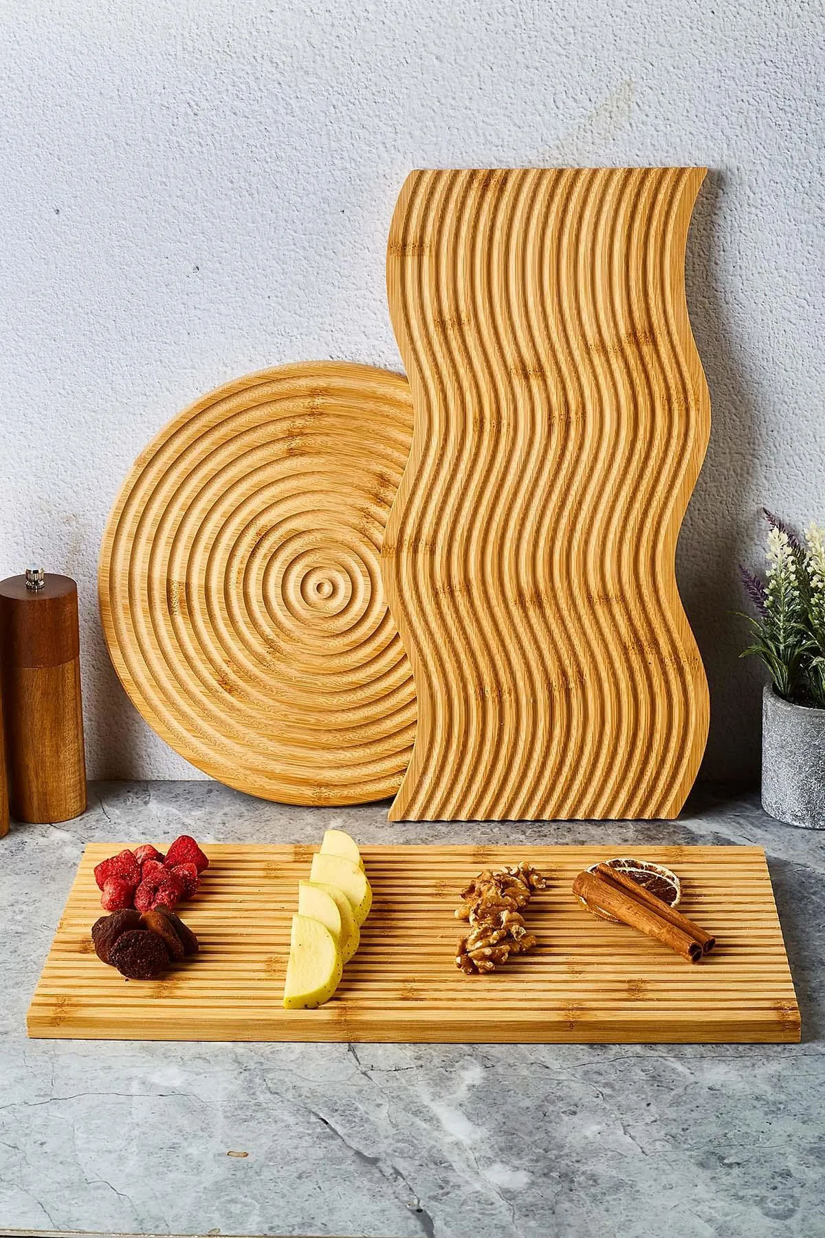 Perotti 16614 Lena 3'lü Bambu Sunum Tahtası Seti Perotti 16614 Lena 3'lü Bambu Sunum Tahtası Seti