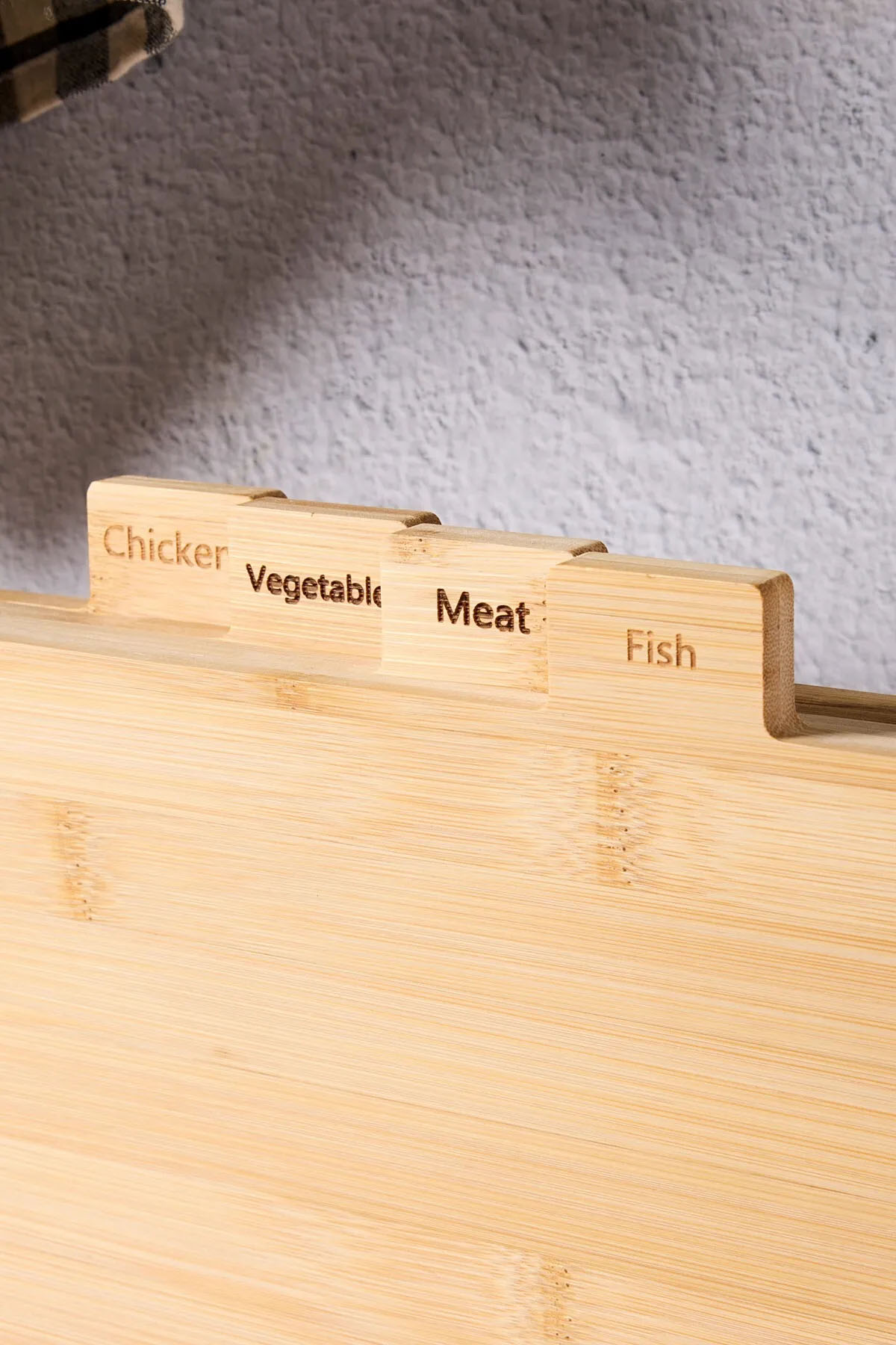 Perotti 16619 Piero 4'lü Standlı Kesme Tahtası Perotti 16619 Piero 4'lü Standlı Kesme Tahtası