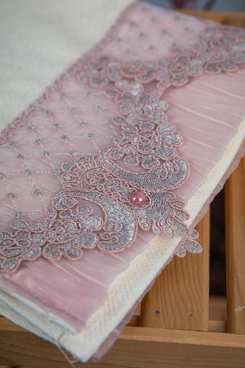 %100 Pamuk İnci Güpürlü Çeyizlik Havlu 50x90 - Pudra