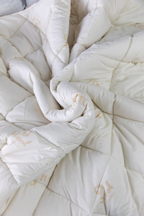 Favora Yün Çift Kişilik Yorgan 195x215