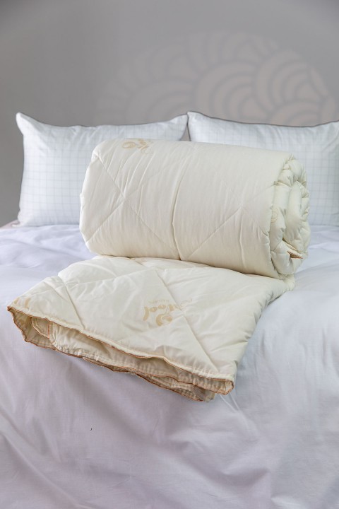 Favora Yün Çift Kişilik Yorgan 195x215