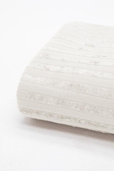 Kaymaz Taban Süngerli Kadife Koltuk 170x210 Krem