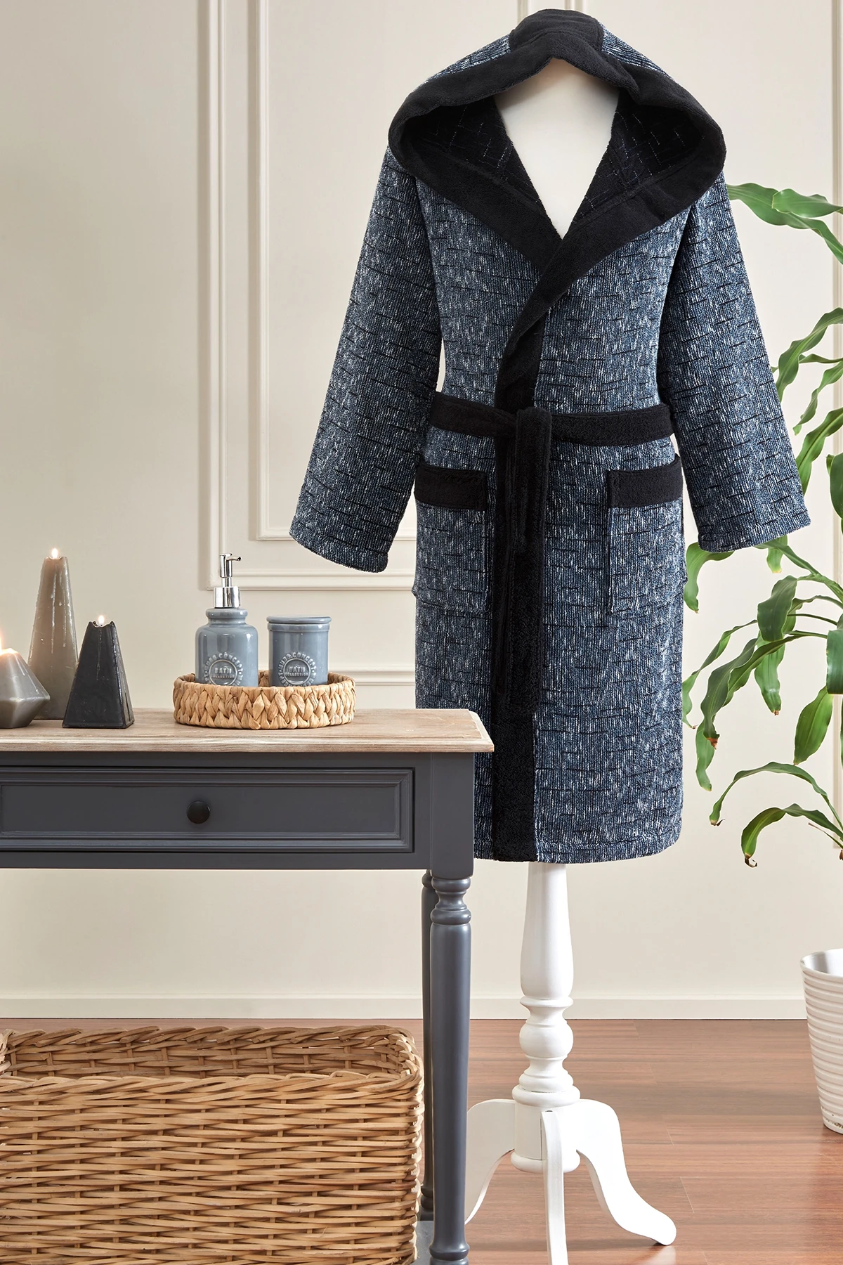 Özdilek Modra Maskülen Kapüşonlu Bornoz S/M - Siyah