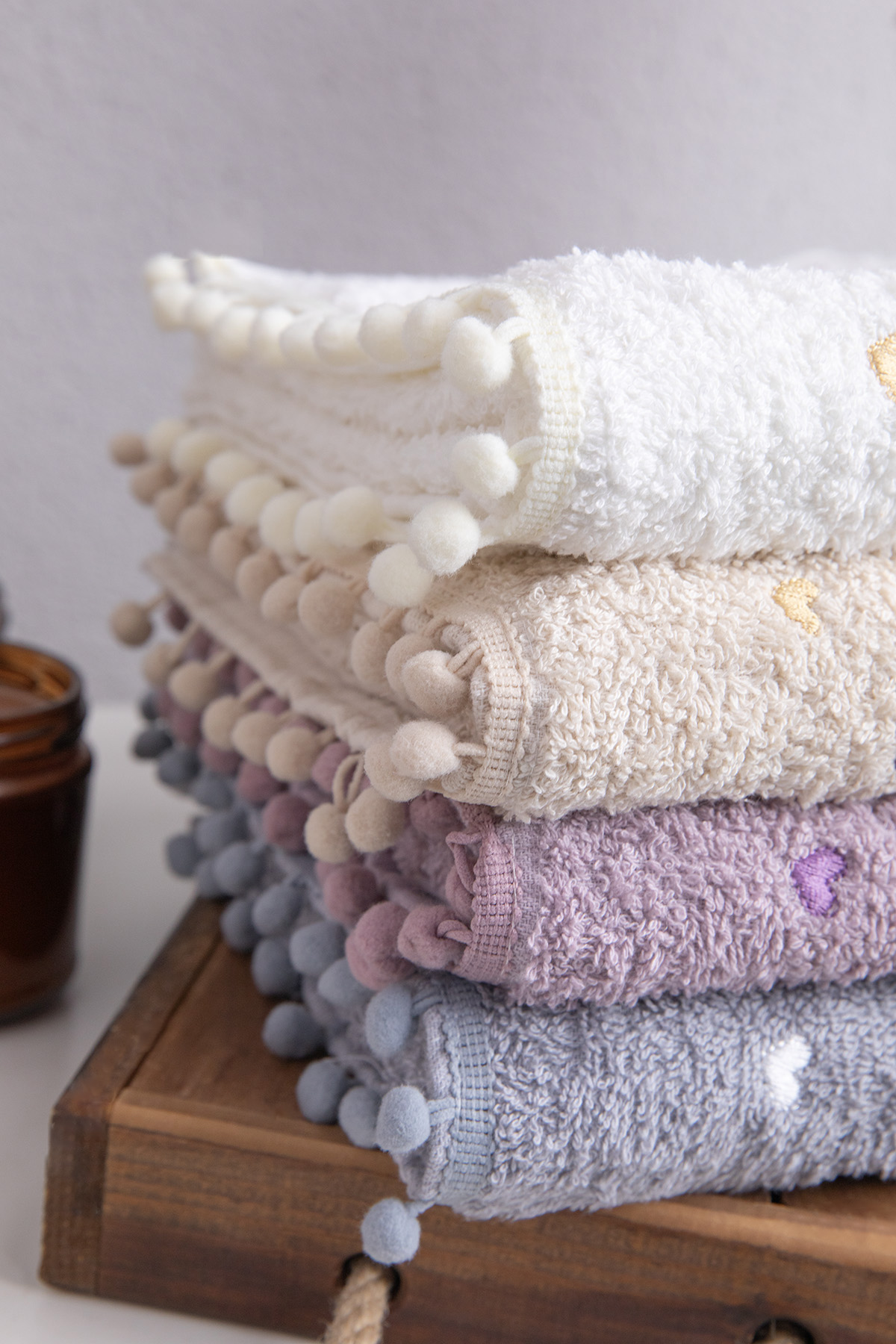 Yoncagül Ponponlu 4lü El Yüz Havlusu - Krem - Gri